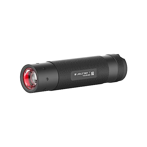 Ledlenser Linterna de bolsillo táctica LED Ledlenser T², 240 lúmenes, haz de luz de 180m, carcasa metálica robusta, funcionamiento con 3 pilas AAA, incluye pilas, cazar, pescar, exteriores