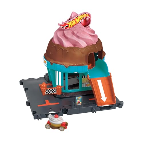 Hot Wheels 'Let's Race' Netflix - Gelateria con Vortice, playset a forma di cono gelato con pista e ascensore attivabile, include 1 macchinina Hot Wheels, giocattolo per bambini, 4+ anni, HTN77